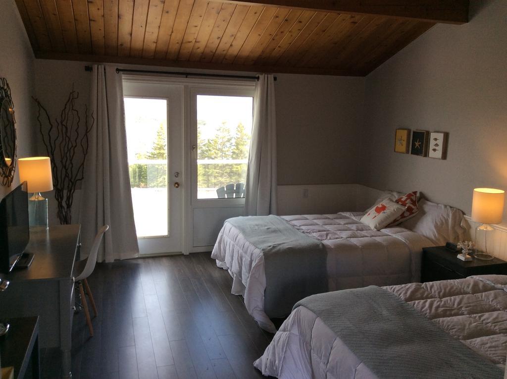 The Iona Heights Inn Extérieur photo