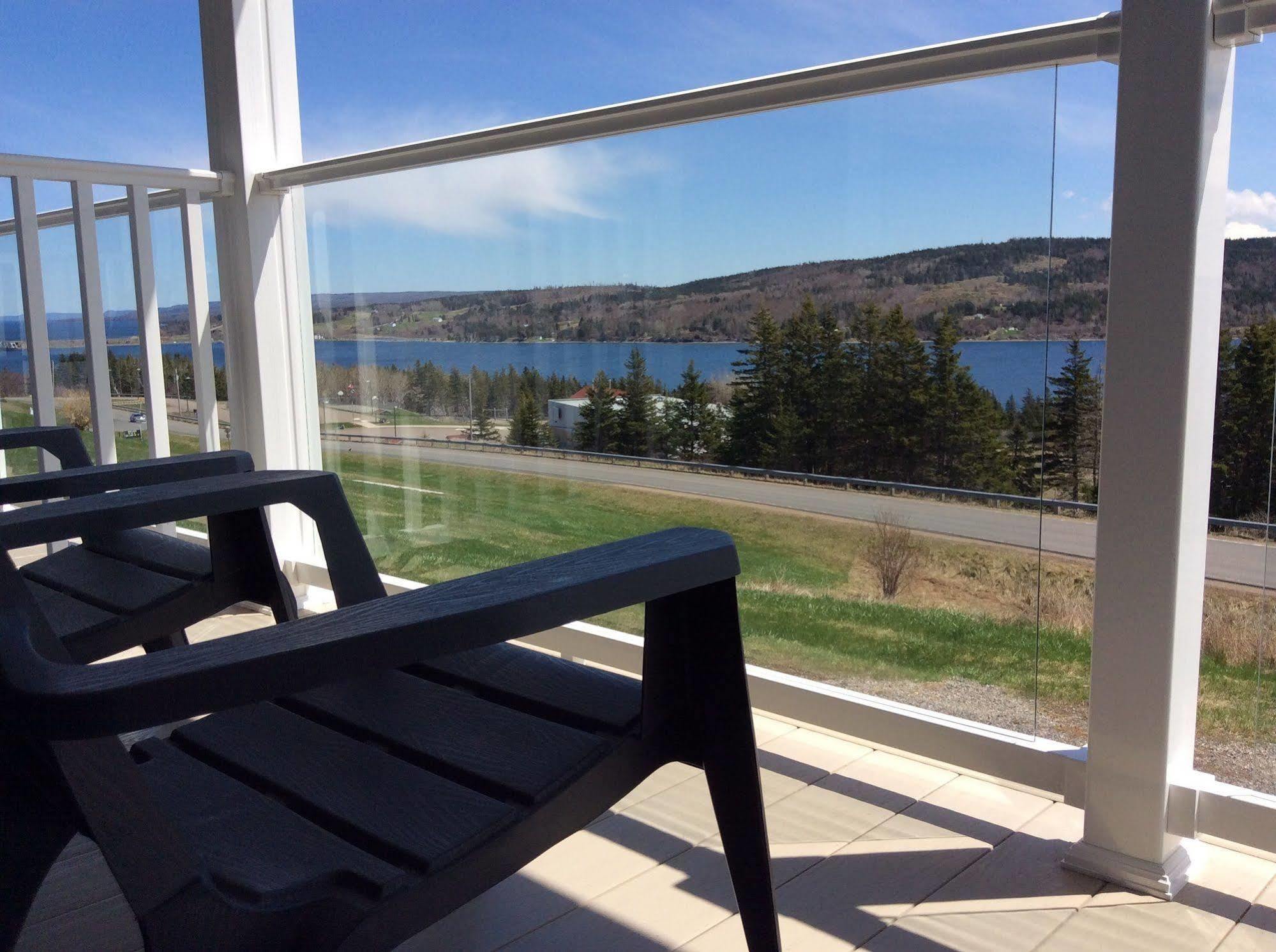 The Iona Heights Inn Extérieur photo